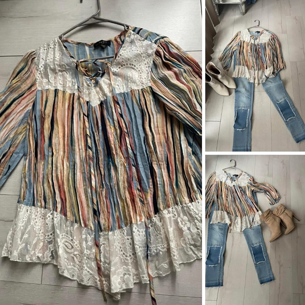 Blouse striped with lace size small petite